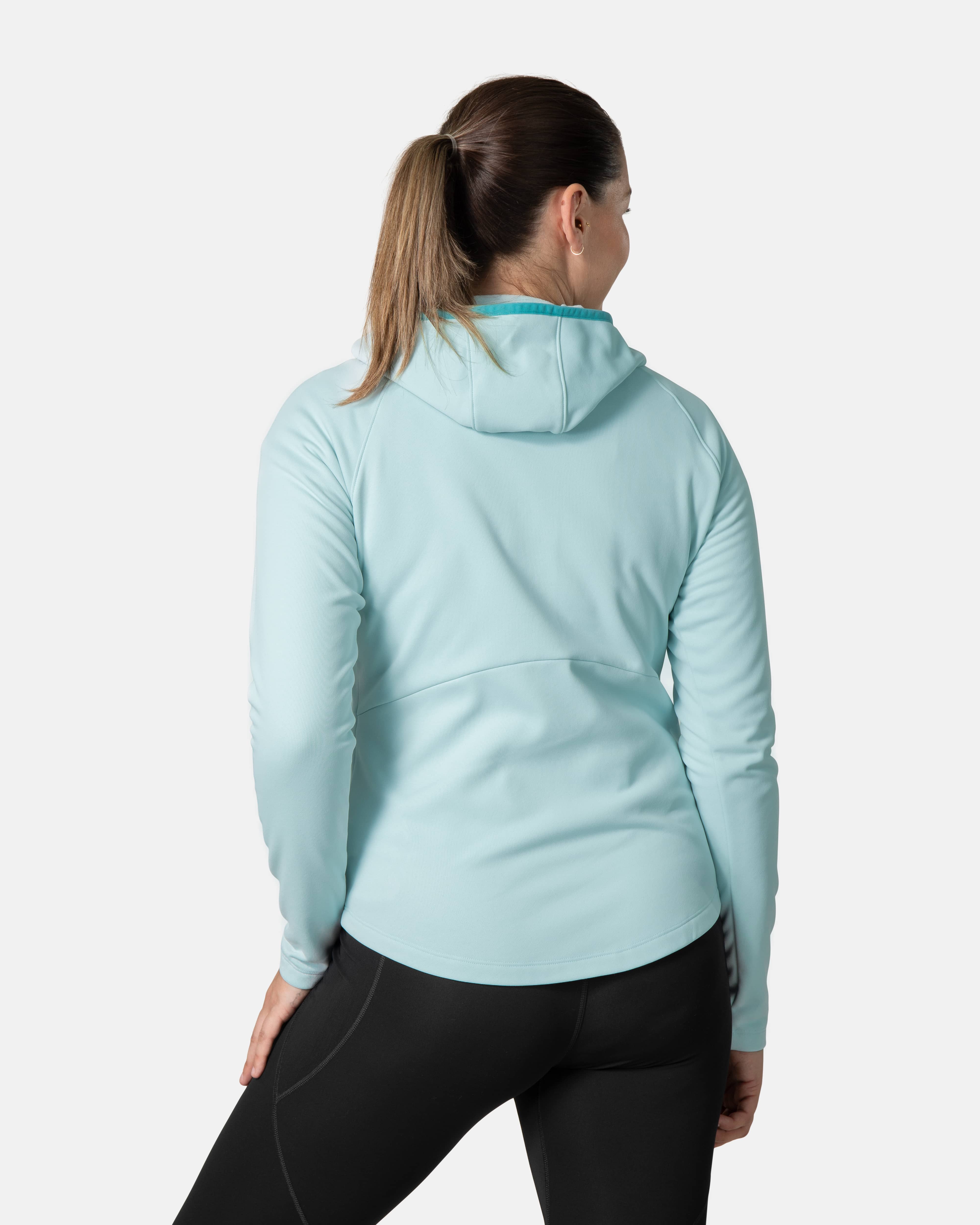 Nia Midlayer - AQUATIC