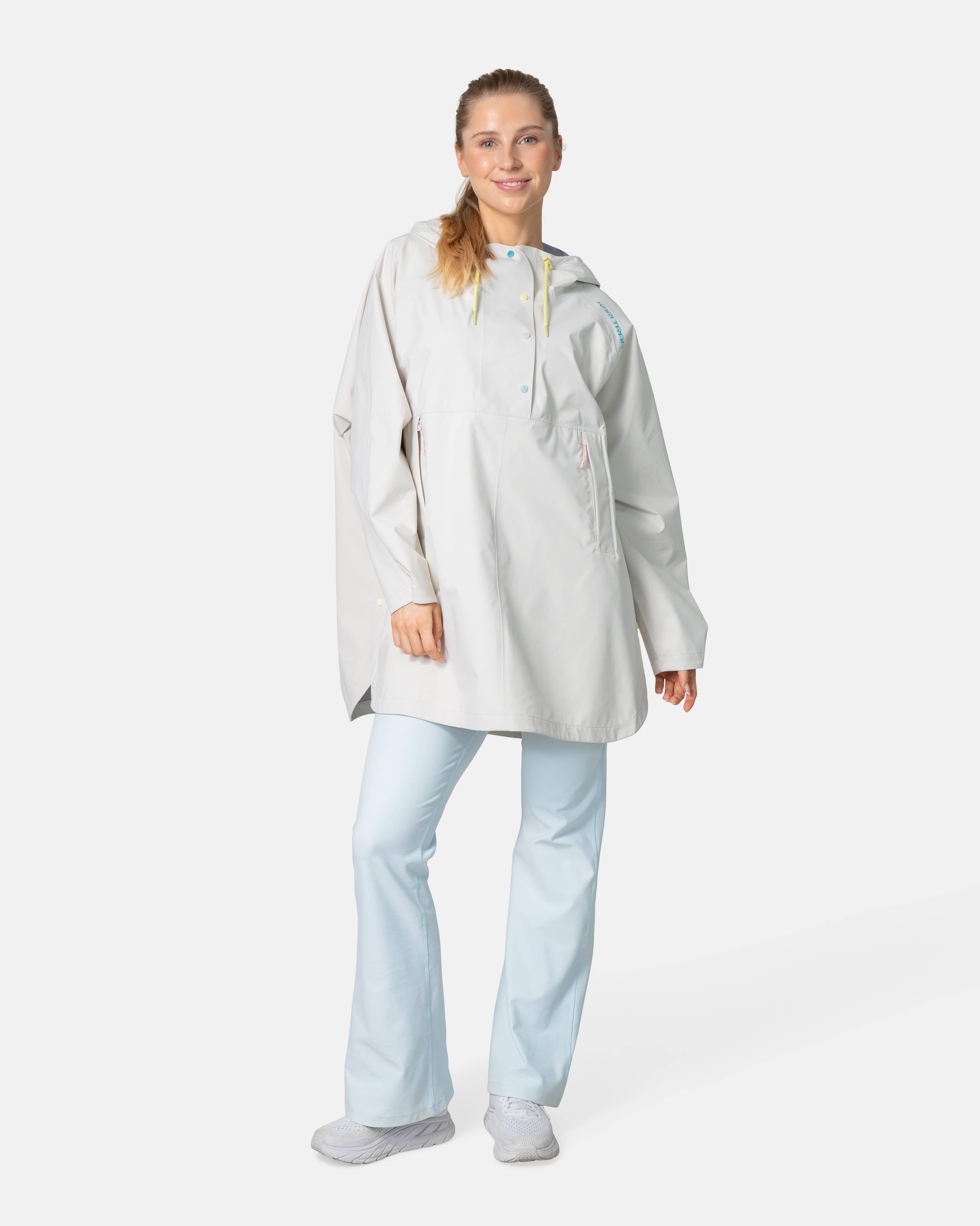 Thea Cape - Bjerk White